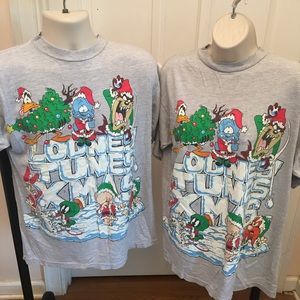 2 Vintage 1993 Looney Tunes Christmas Xmas Tshirts.